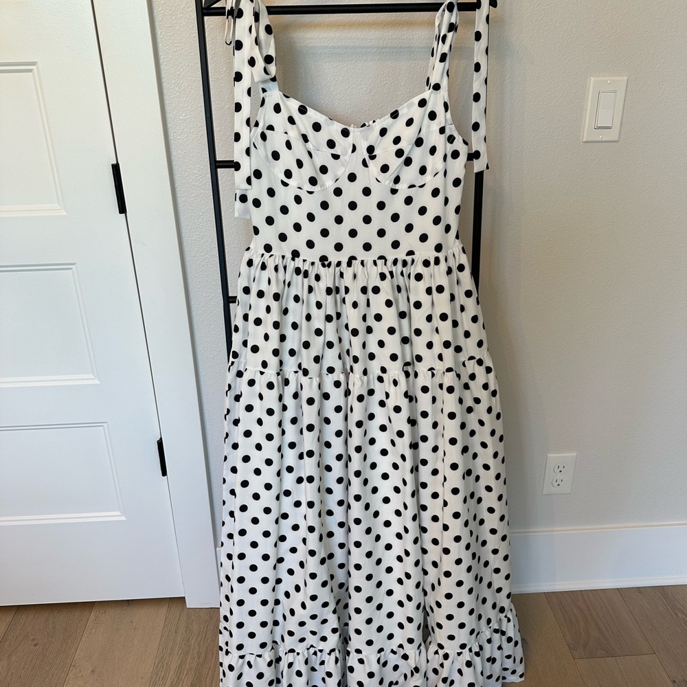 Polka Dot Sleeveless Maxi Dress